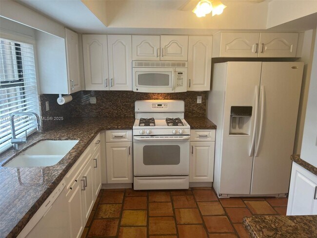 Foto del edificio - 11246 SW 104th St