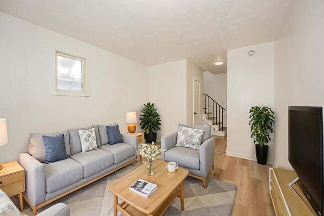 Foto del edificio - 4495 W 137th St