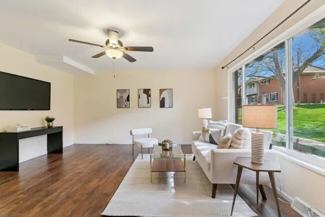Foto del edificio - $2,350.00 - 4 Bedrooms, 2.5 Bathroom, Town...
