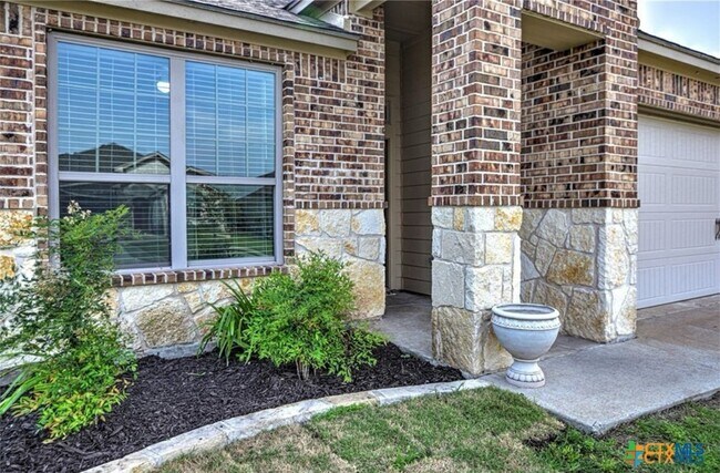 Building Photo - 1070 Spring Terrace Loop