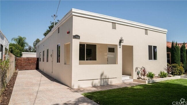 Building Photo - 1756 Belmont Ave