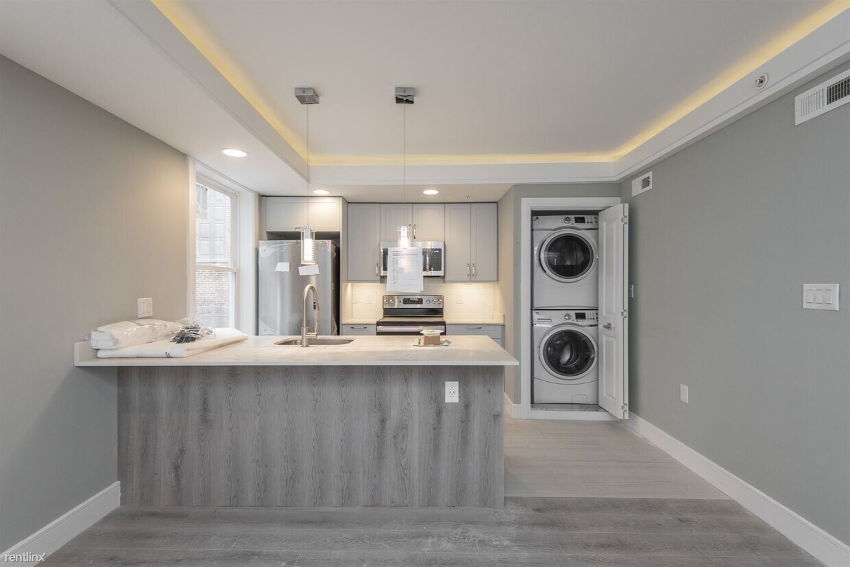 Foto principal - 1133 E Columbia Ave