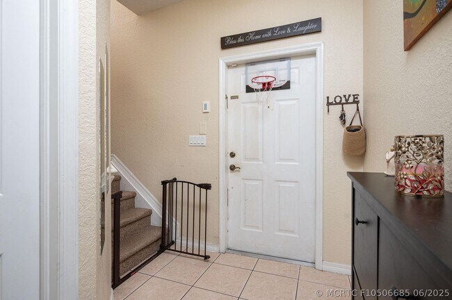 Foto del edificio - 5048 SW 136th Ave