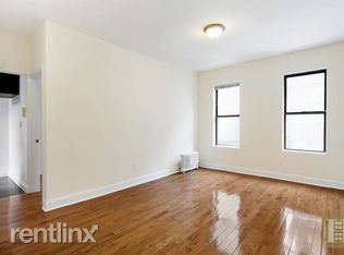 Building Photo - 719 W 180th St