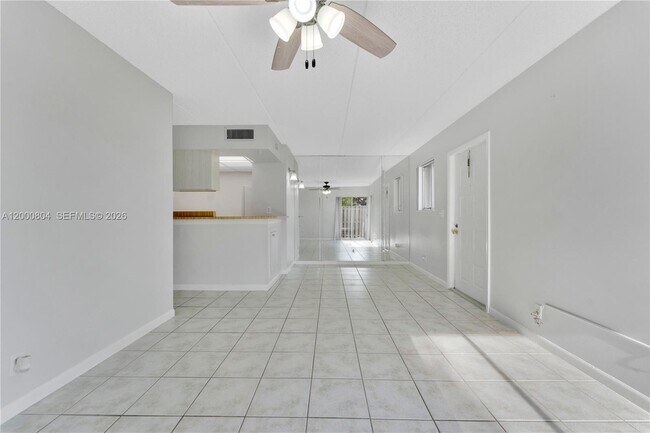 Foto del edificio - 1799 Fairview Villas Dr