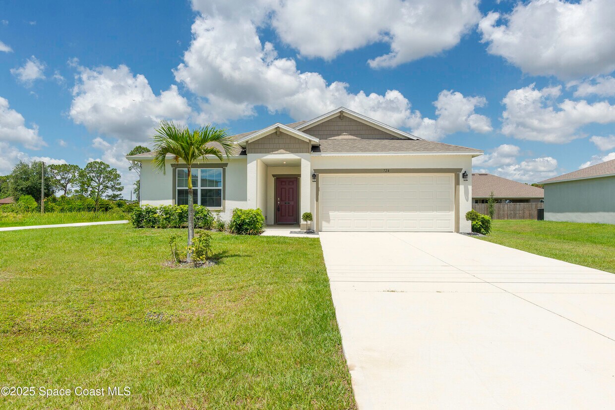 Foto principal - 724 San Filippo Dr SE