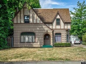 Building Photo - 326 SW 8th St