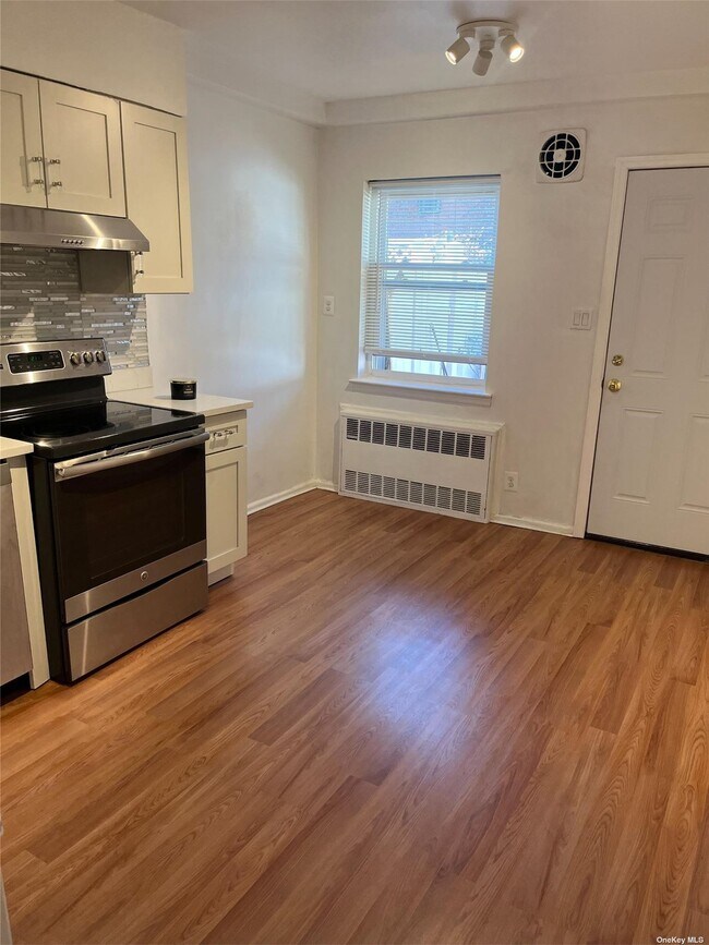 Building Photo - 25-24 73rd St