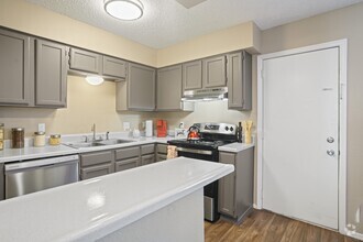 Interior Photo - Diamond Crest Townhomes