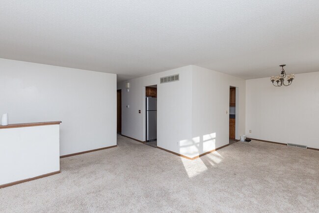 Building Photo - 3212 Dundee Ln