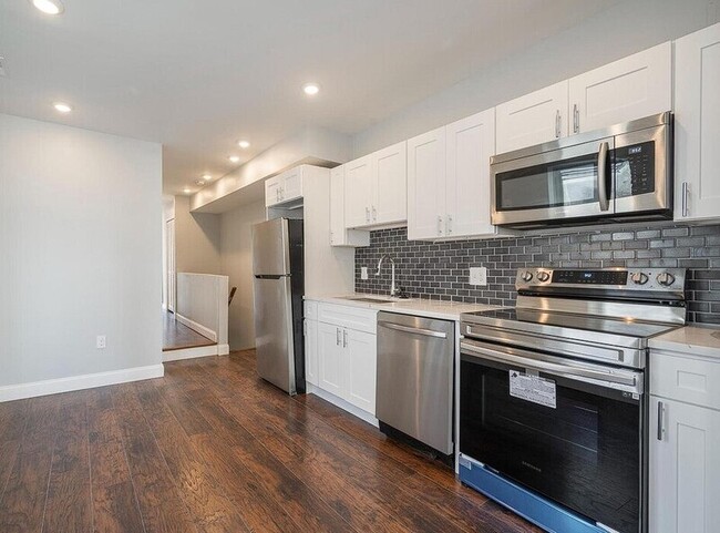 Foto del edificio - 1135 W Somerset St