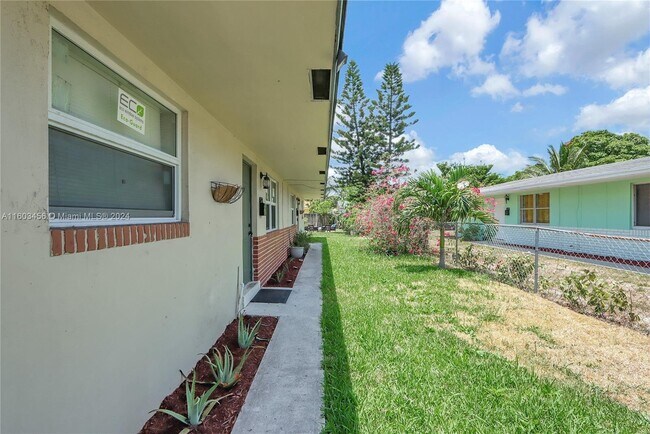Foto del edificio - 441 NE 30th Ct