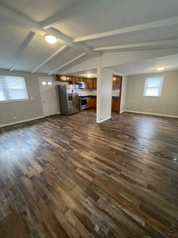 Primary Photo - 403 W North B St