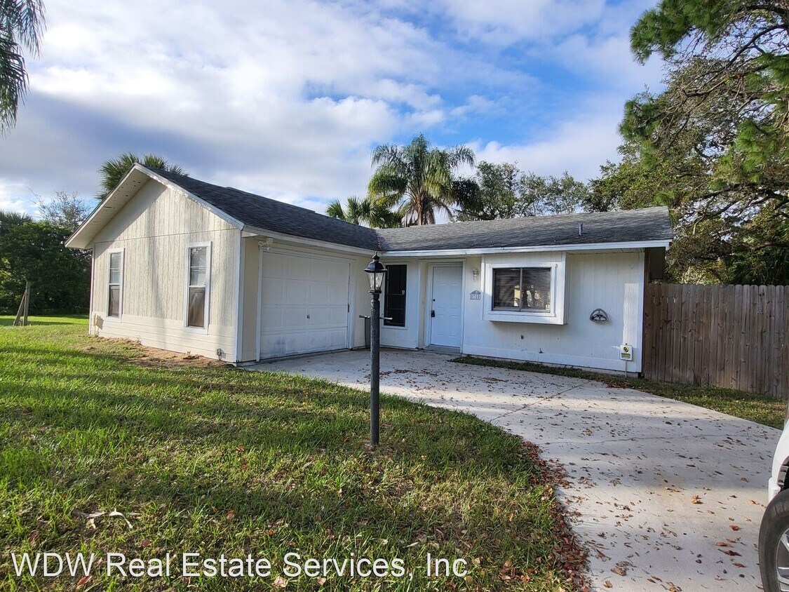 Primary Photo - 3 br, 2 bath House - 750 Rose Avenue