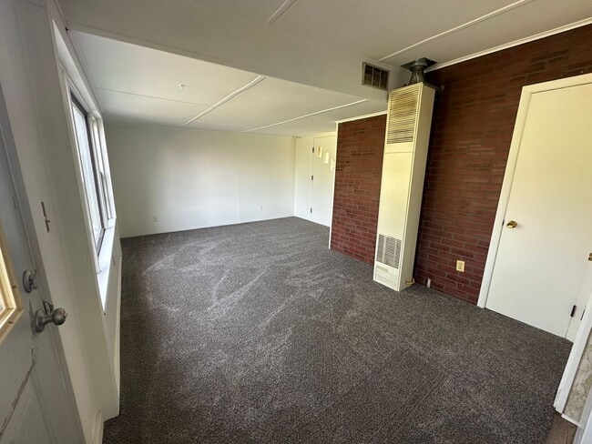 Foto del edificio - 2776 S Parma Rd