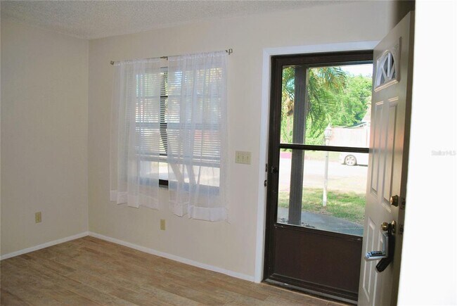 Building Photo - 512 Sea Hawk Ct