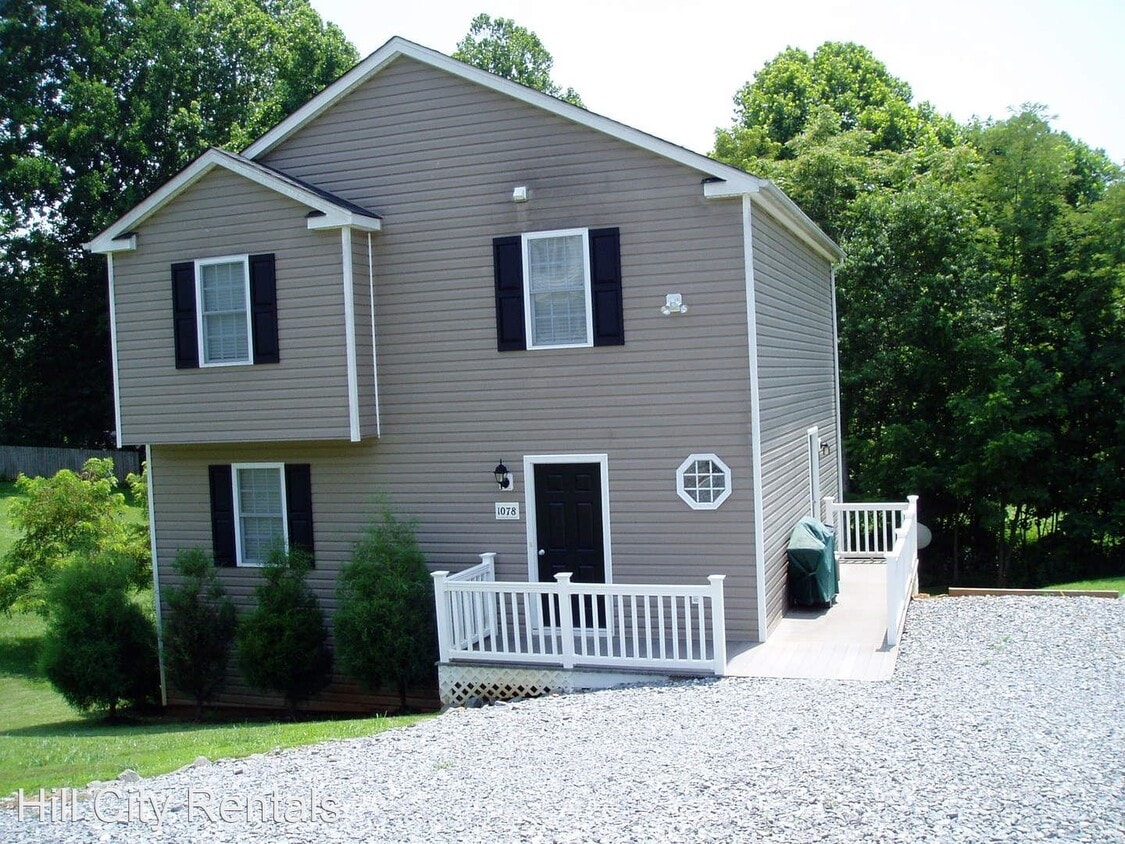 Primary Photo - 3 br, 2.5 bath House - 1078 Connie Drive