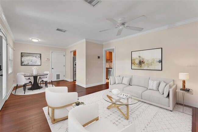 Foto del edificio - Newly Renovated 3 bedroom 2 bath Winter Pa...