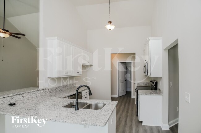 Foto del edificio - 113 Cranbrooke Ln