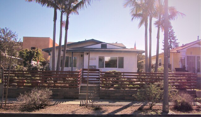 View of front of Venice Beach House - 660 Flower Ave
