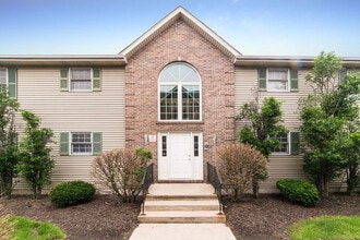 Building Photo - 440 S Peace Rd