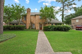 Building Photo - 11806 Gardenglen Dr