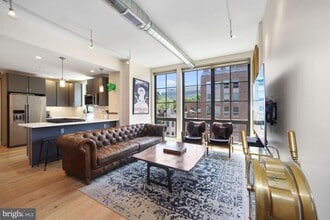 Building Photo - 301 H St NE