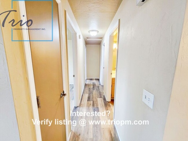 Foto del edificio - 2285 Ironwood St