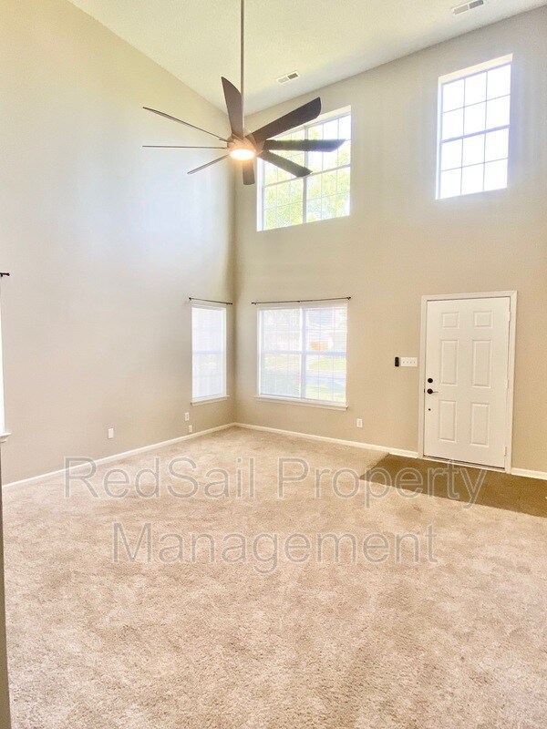 Foto del edificio - 279 Town Pointe Way