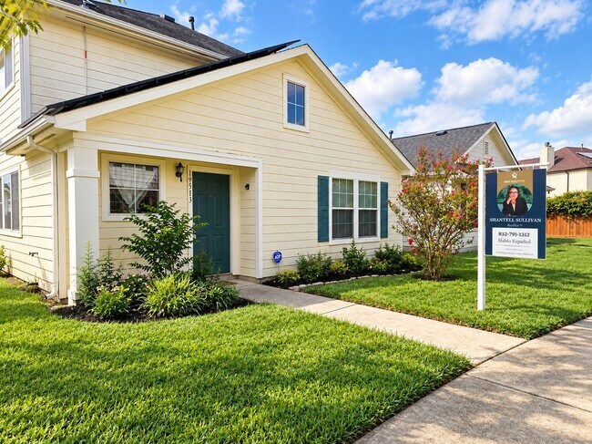 Building Photo - 19513 Richland Springs Dr