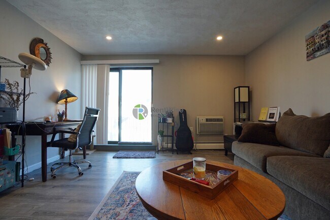 Building Photo - 116 Tremont St