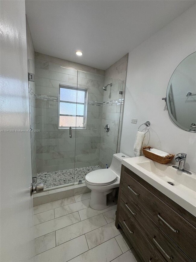 Foto del edificio - 3901 SW 6th St