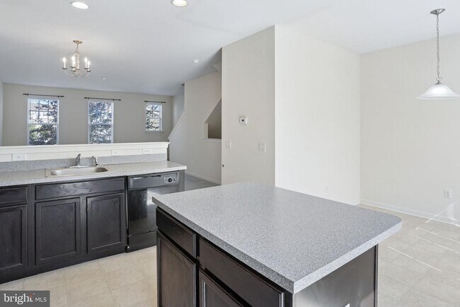 Foto del edificio - 151 Tidbury Crossing