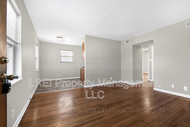 Foto del edificio - 3208 Orchard Manor Cir