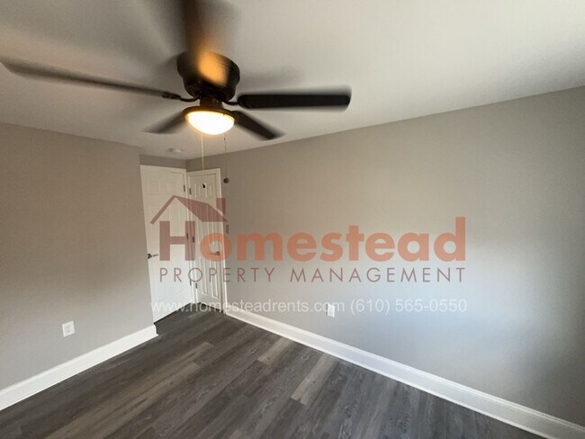 Building Photo - 3 Bedroom home in Darby!