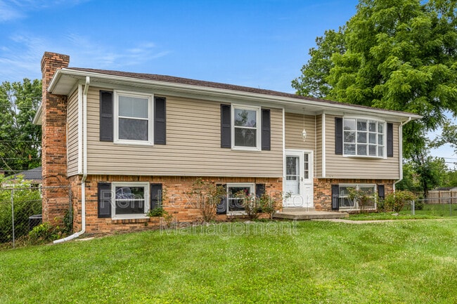 Photo - 315 S Eagle Creek Dr House