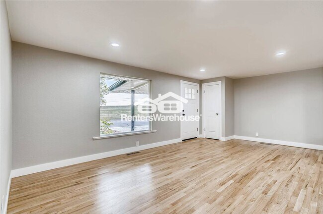 Foto del edificio - 8531 Lowell Blvd