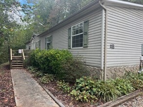 Building Photo - 629 Gunters Hill Rd