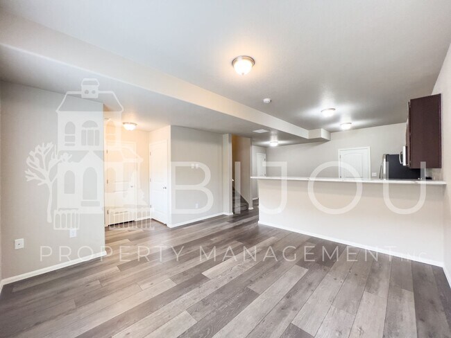 Building Photo - East Woodmen Townhome