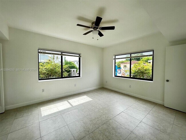 Foto del edificio - 875 80th St