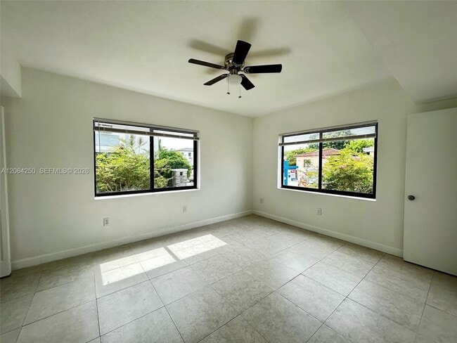 Building Photo - 875 80th St