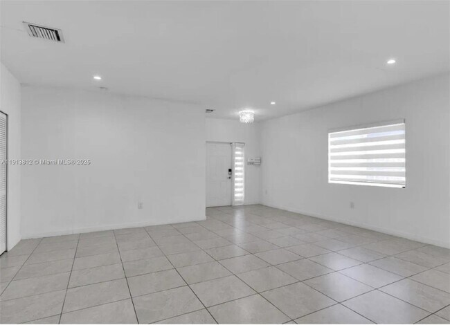 Foto del edificio - 23061 SW 124th Ct
