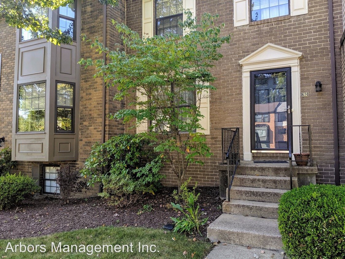 Primary Photo - 3 br, 2.5 bath House - 263 RAINPRINT LANE