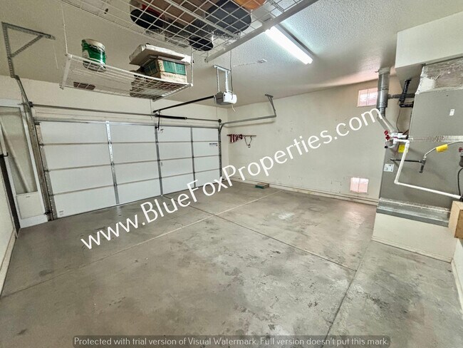 Building Photo - 9035 N Silver Moon Way