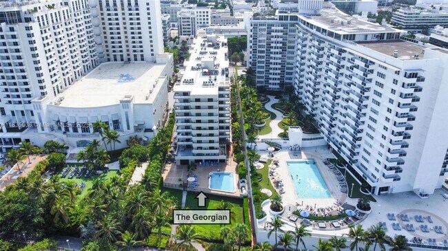 Building Photo - 1621 Collins Ave