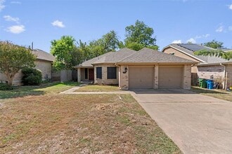Building Photo - 2302 Windrift Way