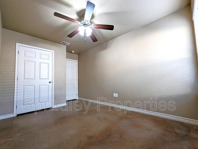 Foto del edificio - 1576 Chance Ct