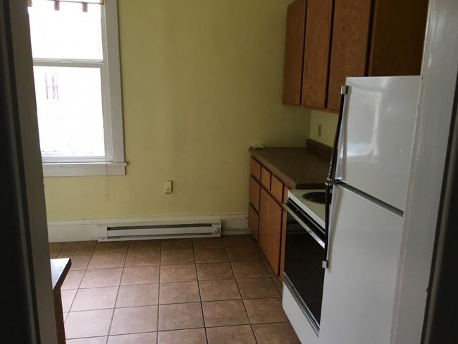 Foto del edificio - 722 Main St. Apt. 3