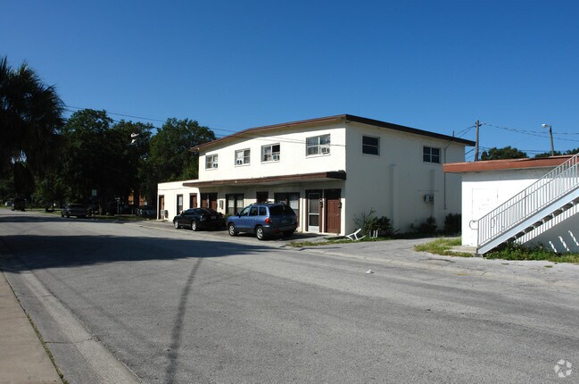 Foto del edificio - 7380 63rd St N