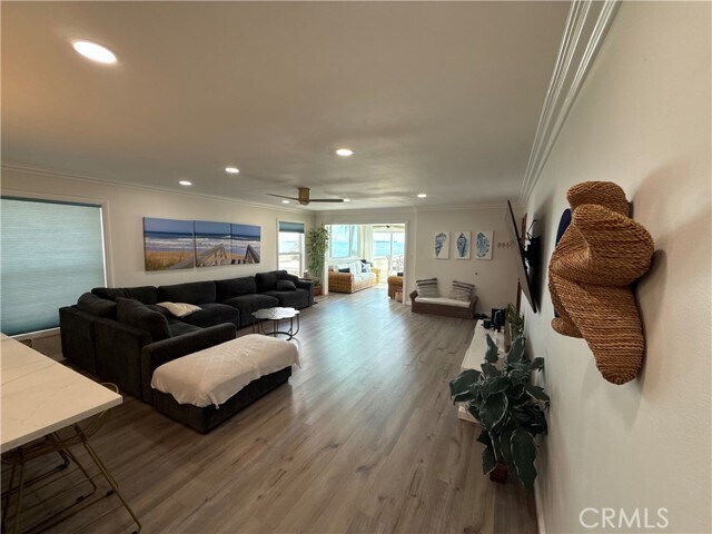 Foto del edificio - 1174 E Ocean Blvd